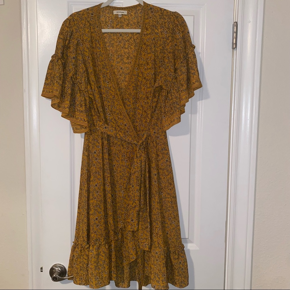 Max Studio size XL wrap around dress